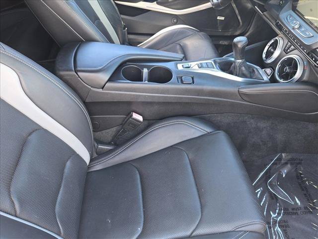 Used 2016 Chevrolet Camaro SS RWD image 20