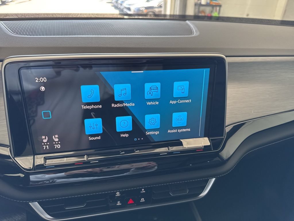 New 2026 Volkswagen Atlas Cross Sport SE AWD/4WD image 9