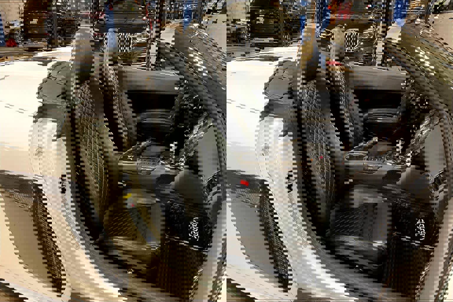 Used 2011 Audi R8 V10 image 8