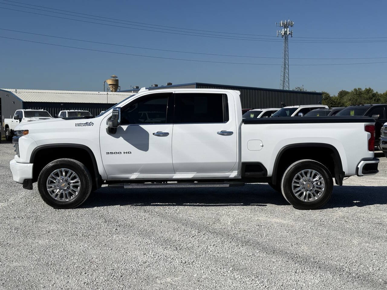 Used 2023 Chevrolet Silverado 3500 High Country AWD/4WD image 3