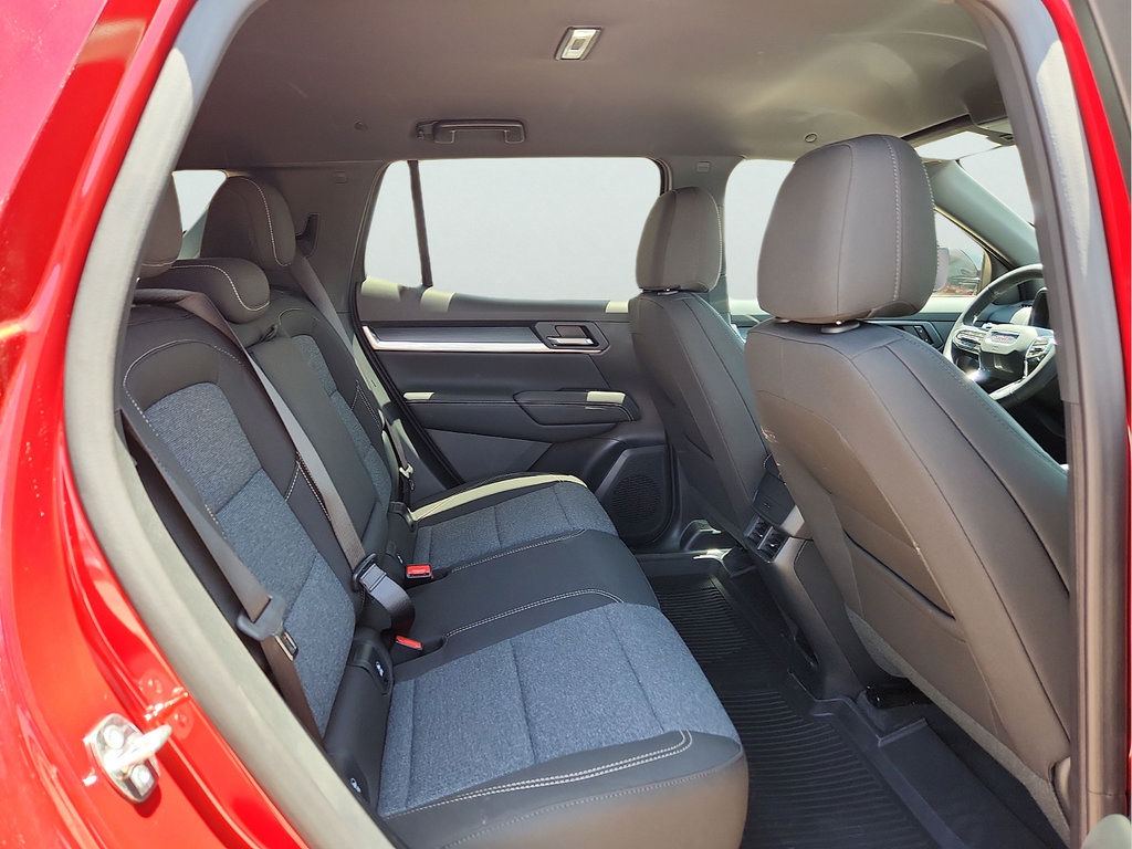 New 2027 GMC Terrain Elevation w/ LPO, Floor Liner Package FWD image 16