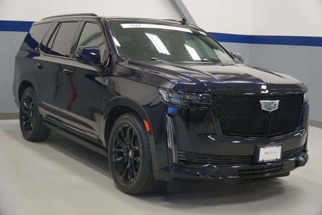 Used 2023 Cadillac Escalade Sport Platinum w/ LPO, ONYX Package AWD/4WD image 8
