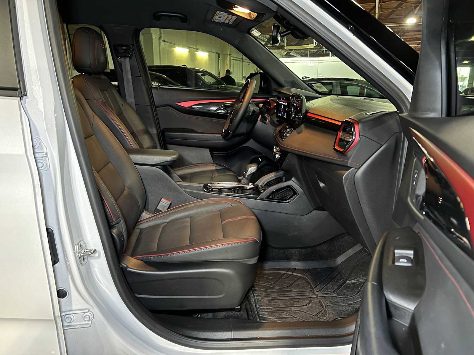 Used 2024 Chevrolet TrailBlazer RS w/ Convenience Package image 12