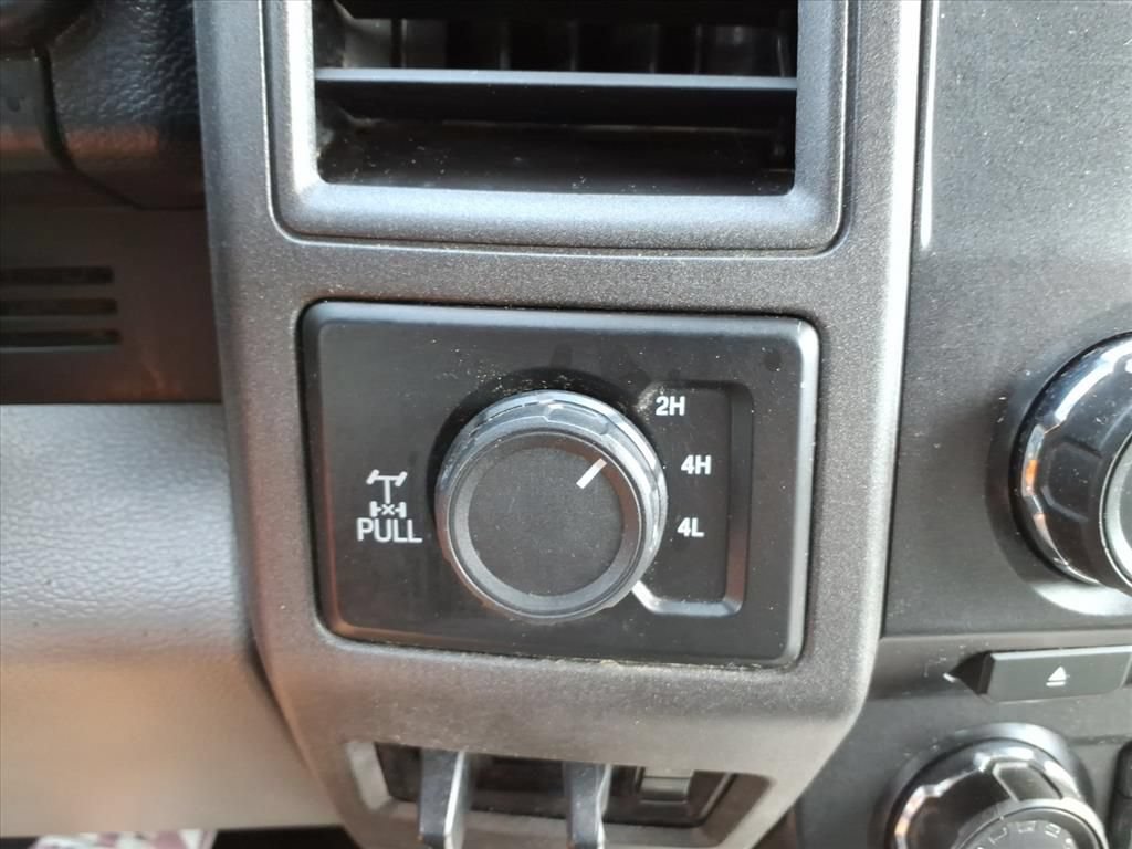 Used 2017 Ford F250 XL w/ Power Equipment Group AWD/4WD image 21