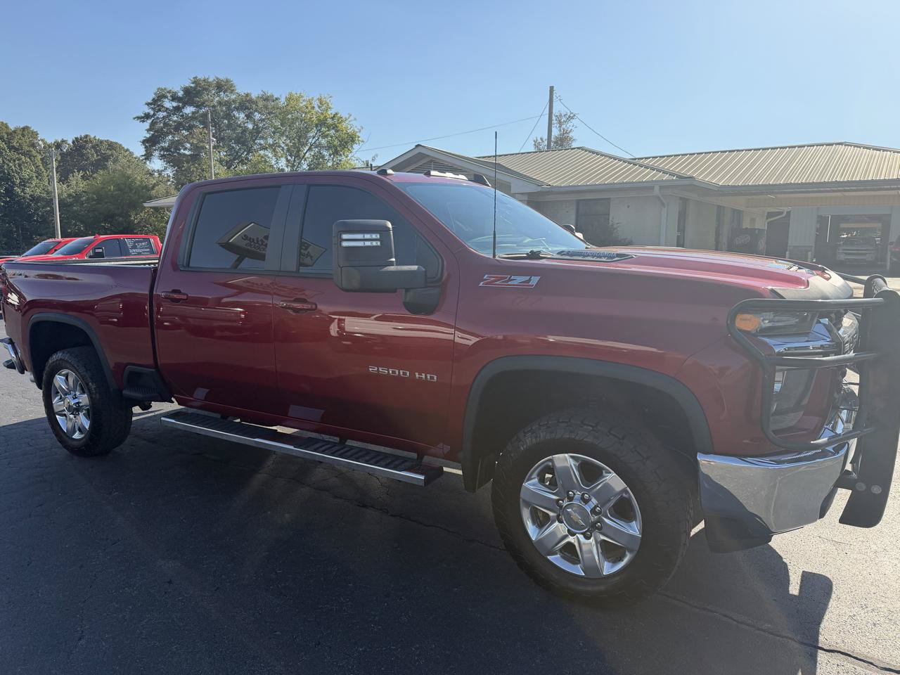 Used 2021 Chevrolet Silverado 2500 LT w/ Convenience Package AWD/4WD image 3