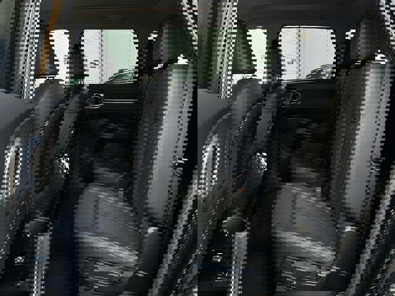 Used 2023 Kia Sorento SX image 12