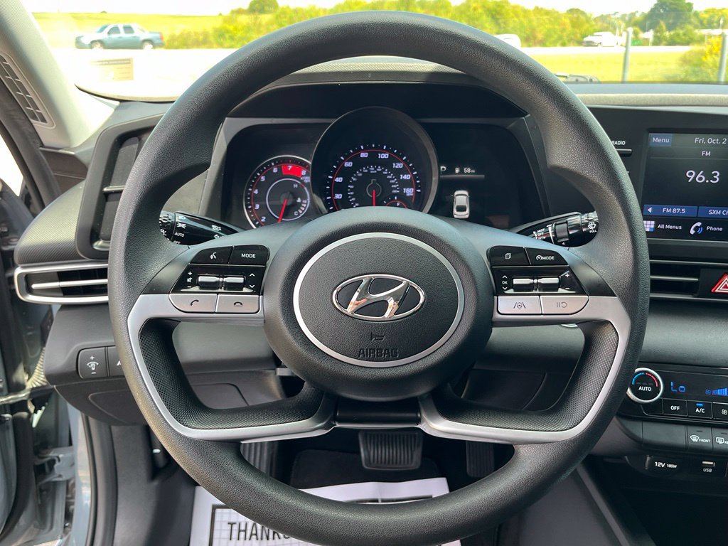 Used 2021 Hyundai Elantra SEL FWD image 14
