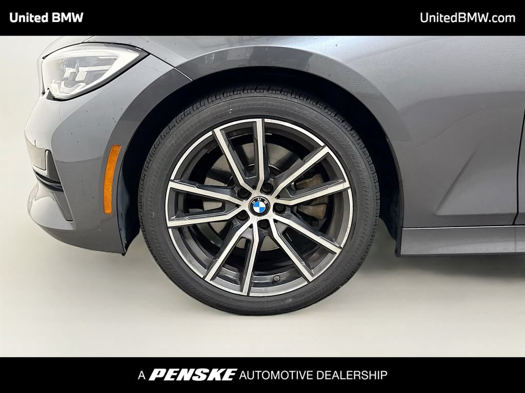 Used 2021 BMW 330i Sedan w/ Convenience Package RWD image 2
