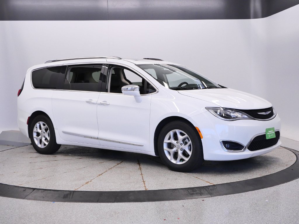 Used 2020 Chrysler Pacifica Limited FWD image 10