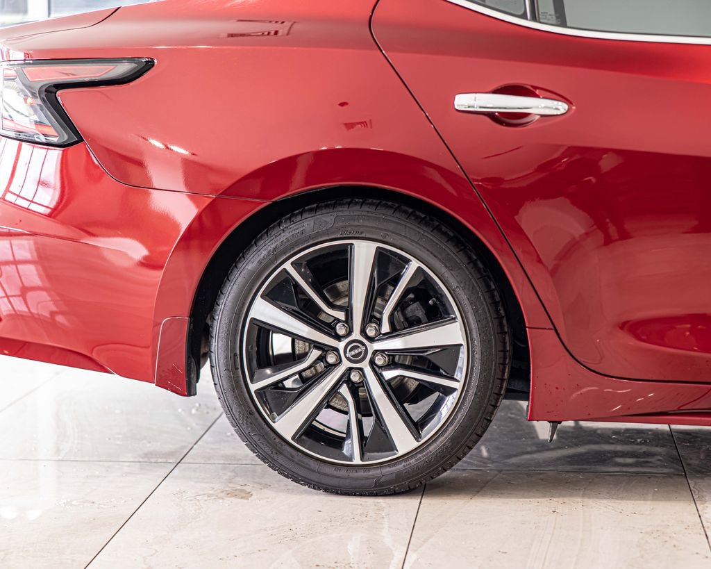 Used 2023 Nissan Maxima SL FWD image 11