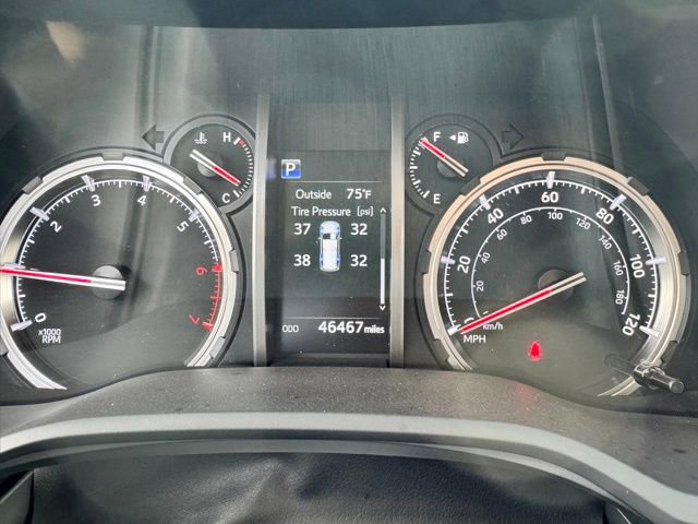 Used 2024 Toyota 4Runner TRD Off-Road Premium AWD/4WD image 17