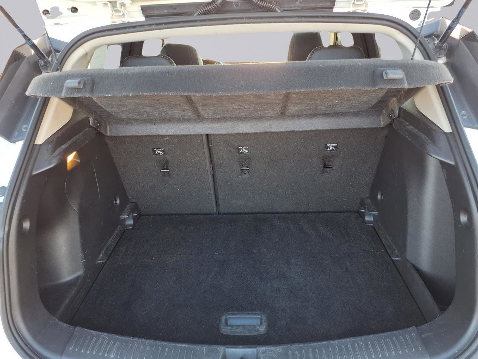 Used 2021 Buick Encore GX Essence w/ Experience Buick Package image 23