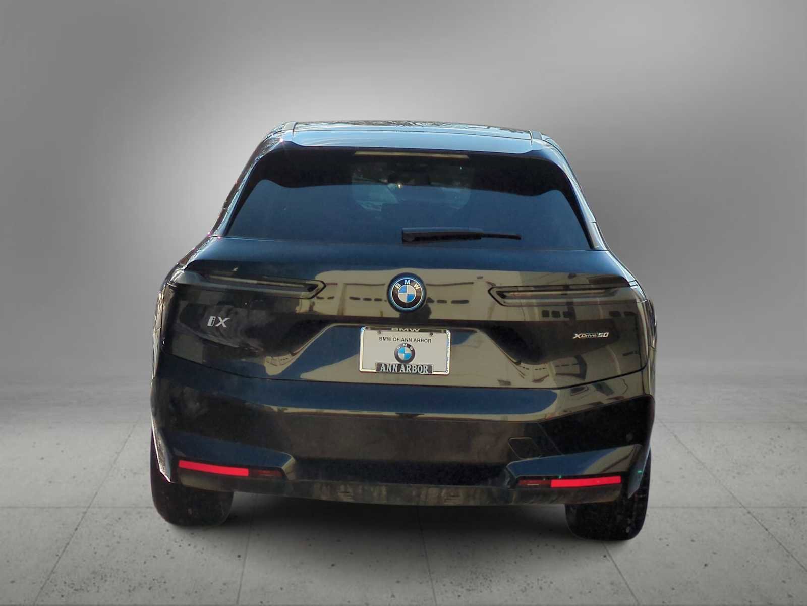 New 2025 BMW iX xDrive50 image 7
