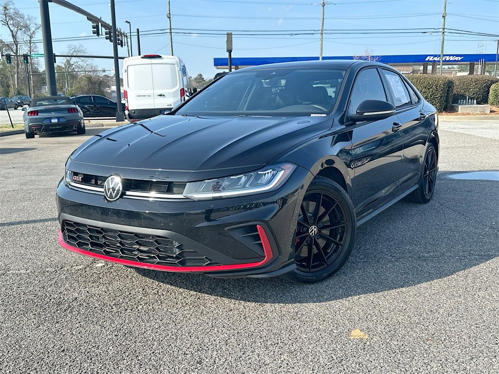 Used 2025 Volkswagen Jetta GLI Autobahn image 2