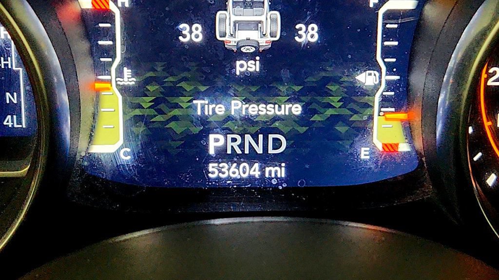 Used 2022 Jeep Wrangler Unlimited Sahara AWD/4WD image 14