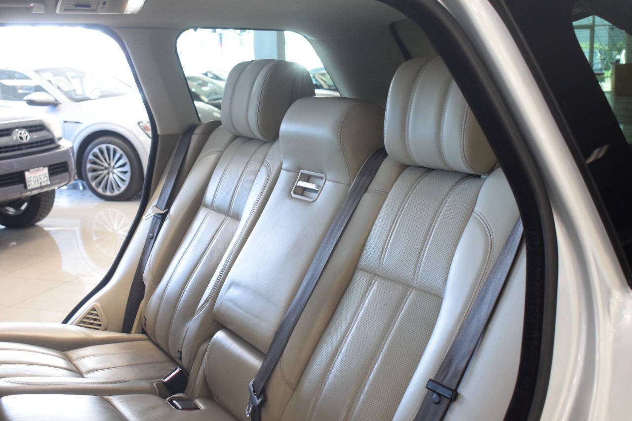 Used 2014 Land Rover Range Rover Supercharged AWD/4WD image 47