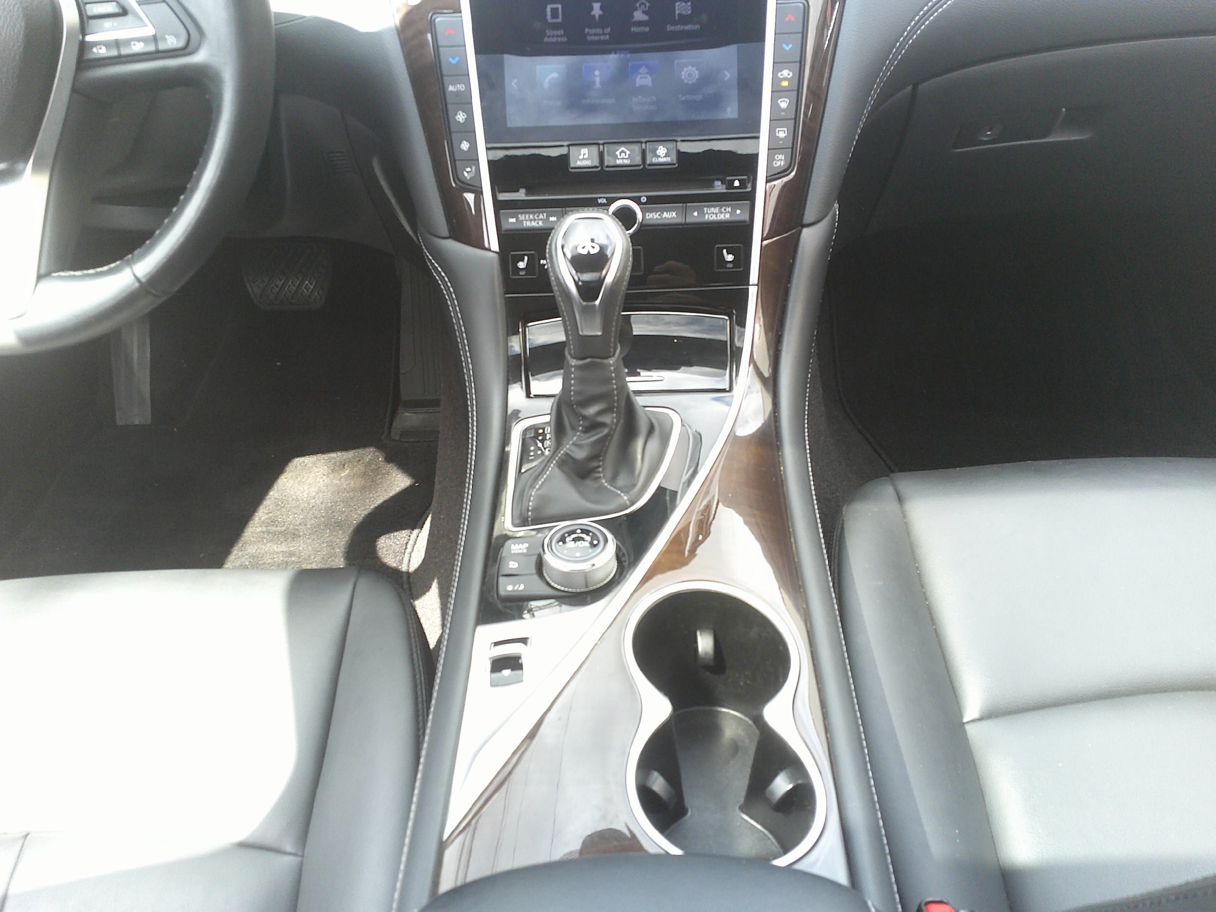 Used 2019 INFINITI Q50 Luxe w/ Essential Package (3.0T Luxe) AWD/4WD image 22