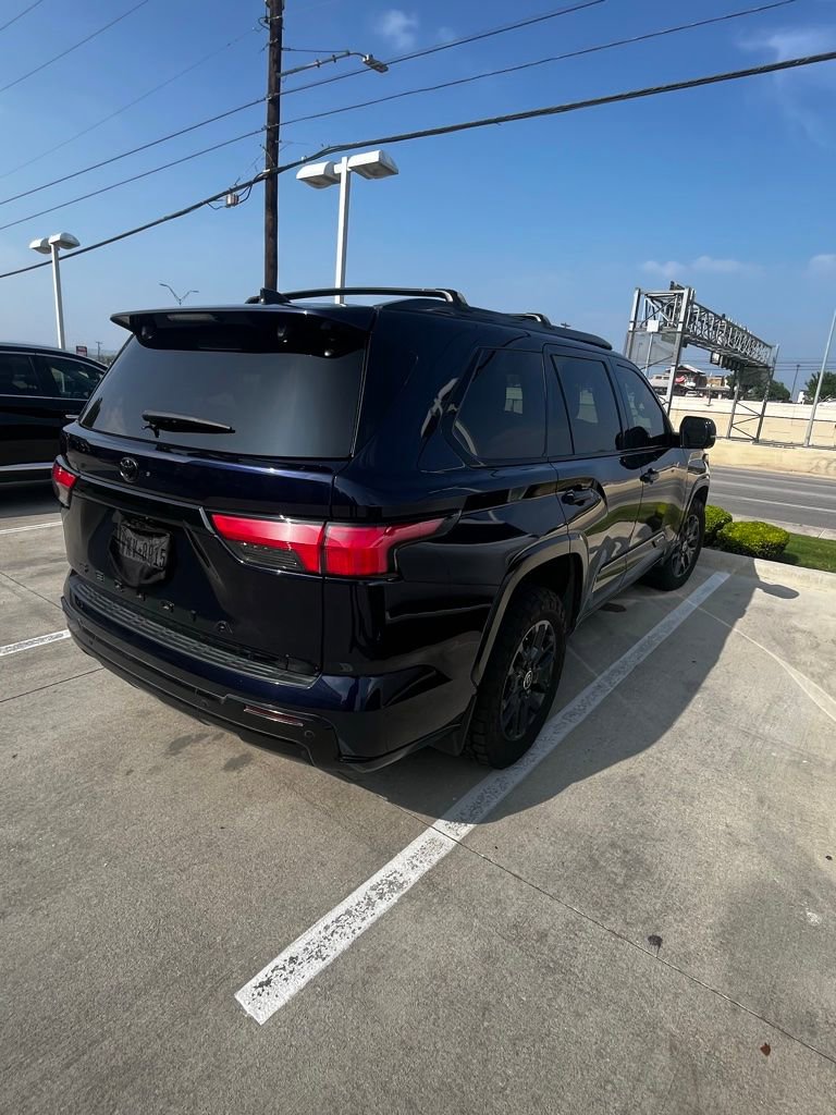 Used 2024 Toyota Sequoia Platinum AWD/4WD image 11