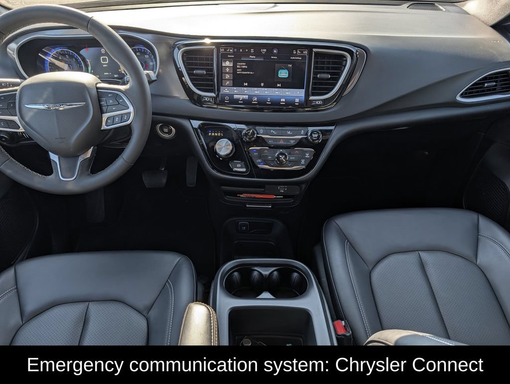 Used 2026 Chrysler Pacifica Select FWD image 9
