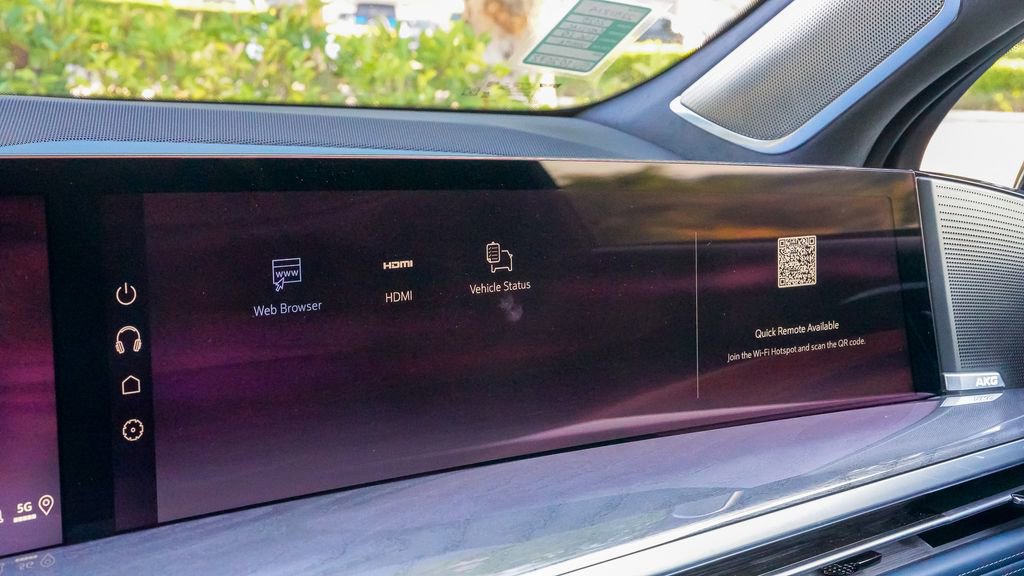 New 2025 Cadillac Escalade IQ Sport 2 w/ LPO, ONYX Package image 39