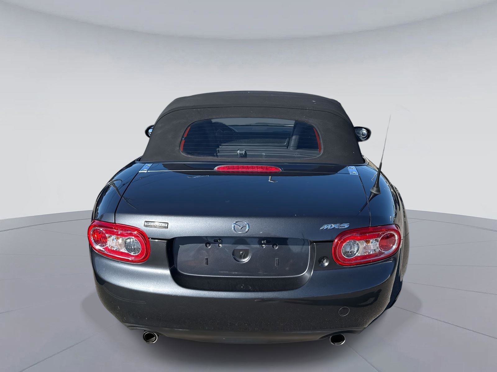 Used 2015 MAZDA MX-5 Miata Sport image 4