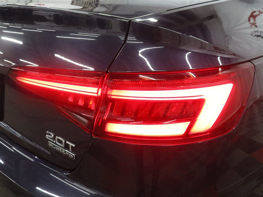 Used 2018 Audi A4 2.0T Premium Plus w/ Premium Plus Package AWD/4WD image 12