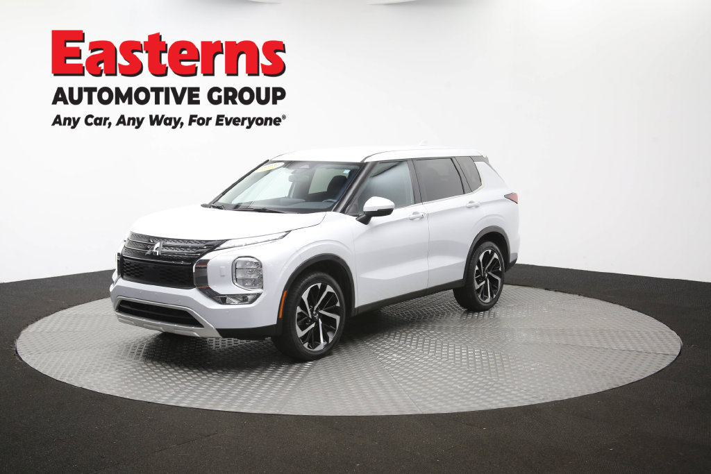 Used 2024 Mitsubishi Outlander SE AWD/4WD image 58