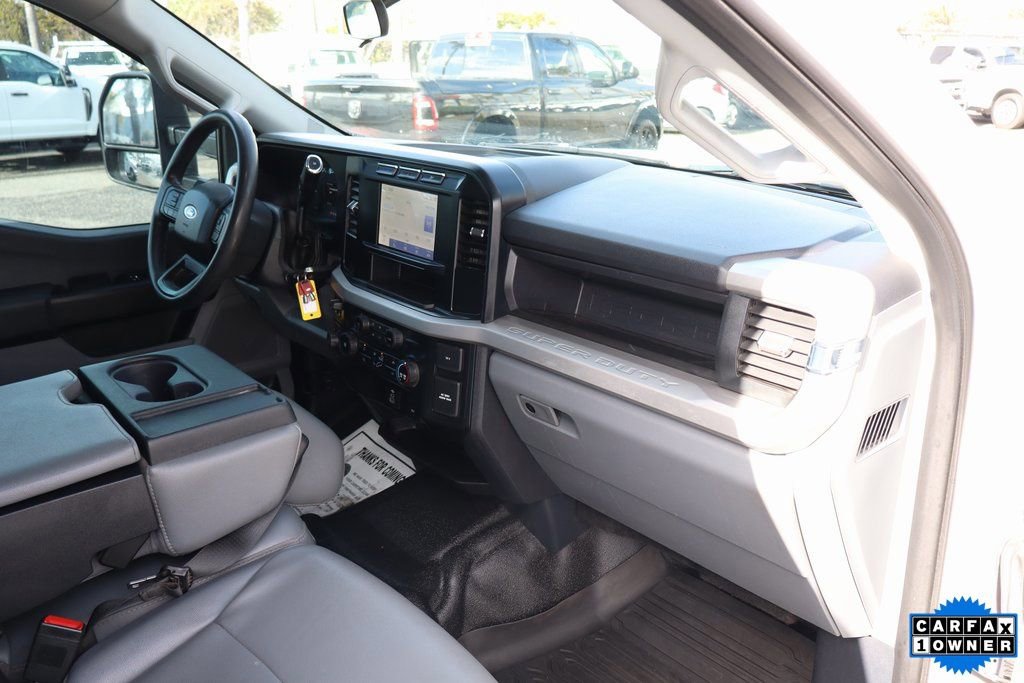 Used 2023 Ford F250 XL w/ Snow Plow/Camper Package image 42