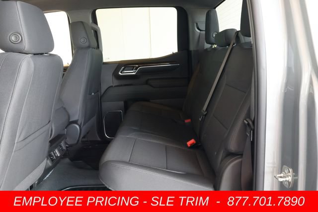 New 2026 GMC Sierra 1500 SLE w/ Max Trailering Package AWD/4WD image 17