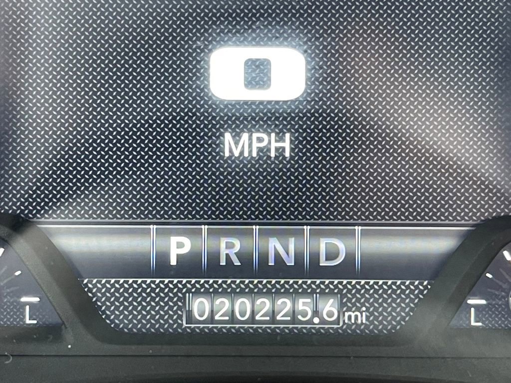 Used 2023 RAM 2500 Laramie w/ Night Edition AWD/4WD image 18