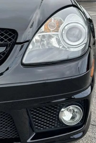 Used 2011 Mercedes-Benz SLK 300 image 15