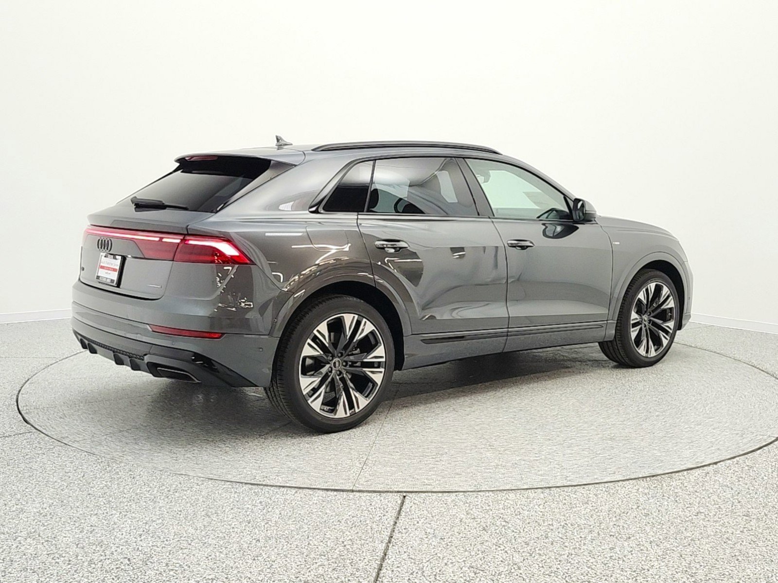 New 2026 Audi Q8 Premium Plus image 5