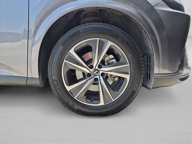 Used 2023 Lexus RX 350h w/ Cold Area Package AWD/4WD image 9