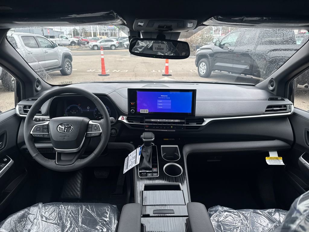 New 2026 Toyota Sienna XLE Woodland Edition AWD/4WD image 10