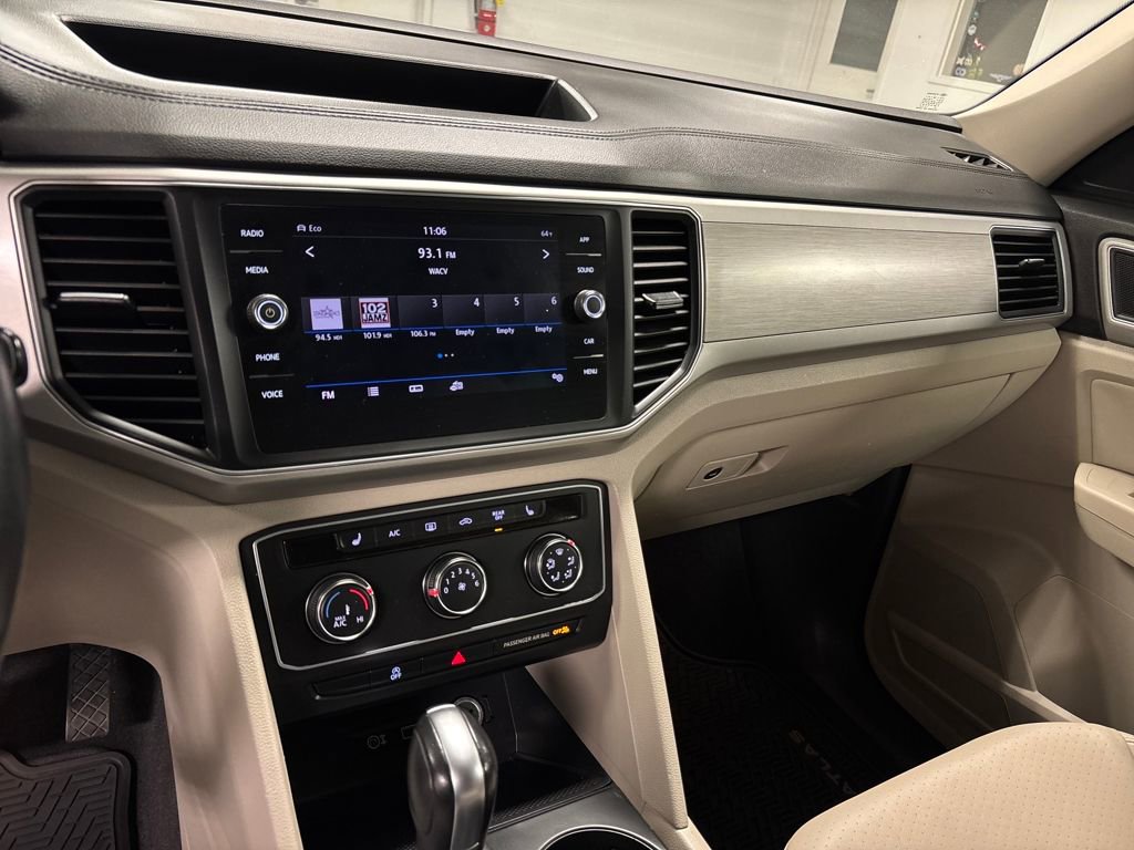 Used 2018 Volkswagen Atlas SE image 35