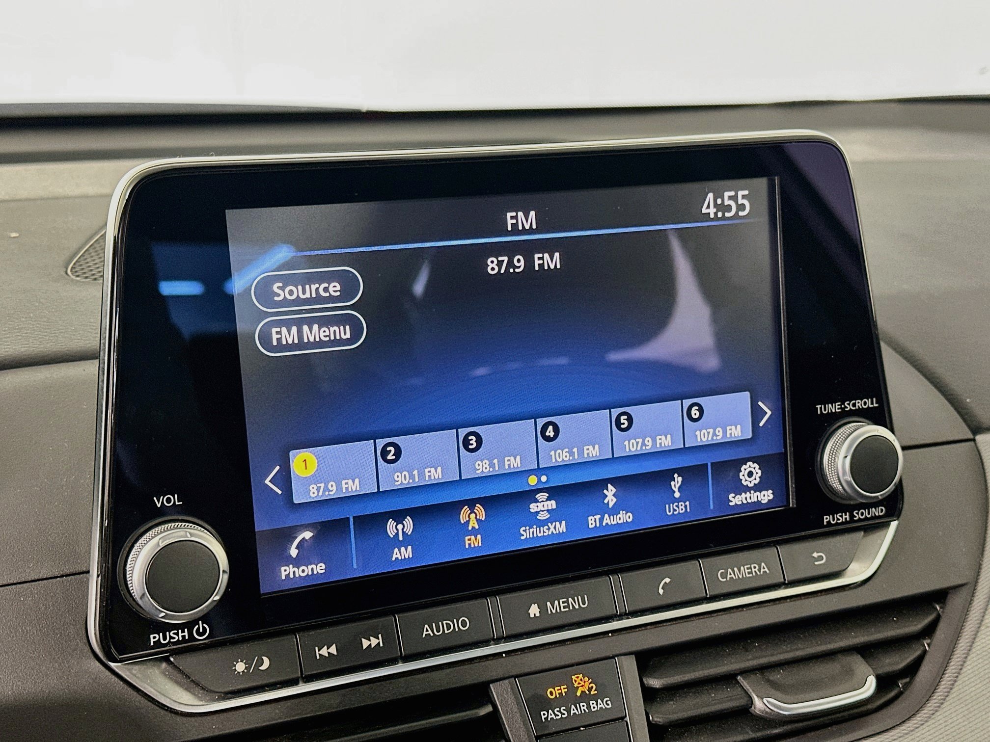 Used 2025 Nissan Altima 2.5 SR FWD image 19
