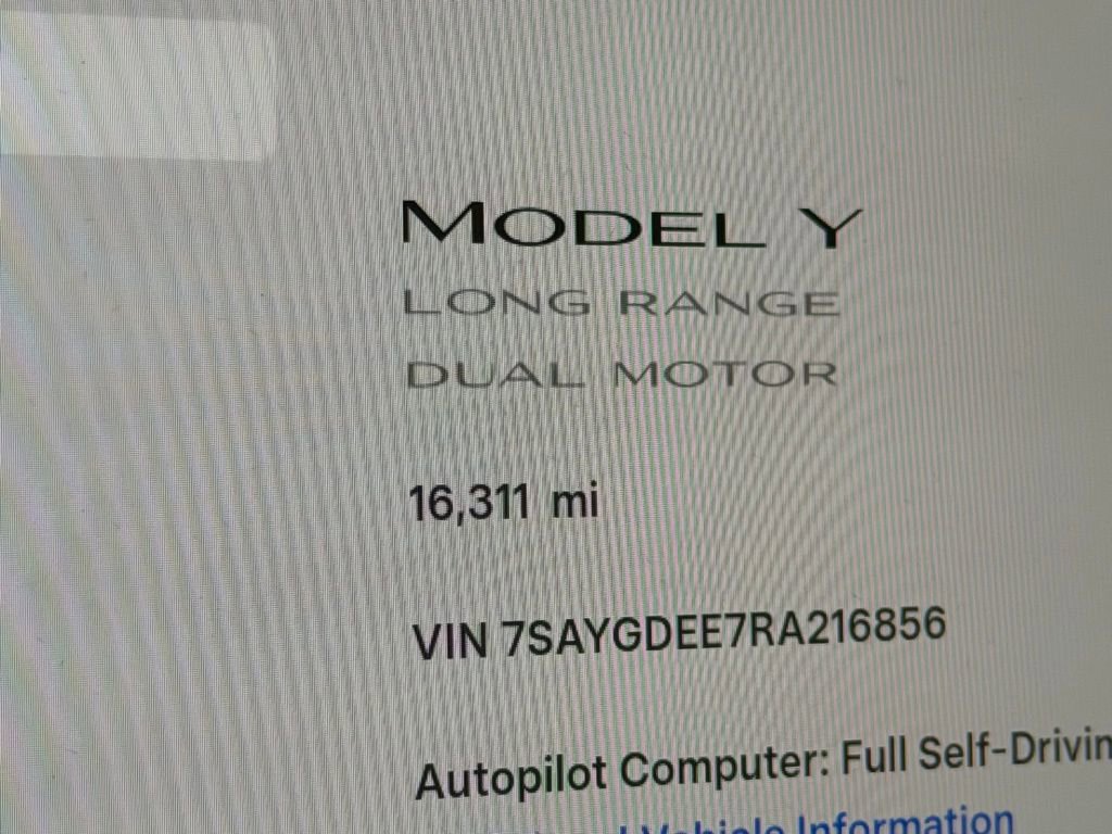 Used 2024 Tesla Model Y Long Range image 14