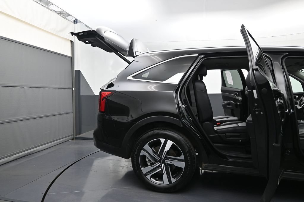 Used 2023 Kia Sorento EX AWD/4WD image 10