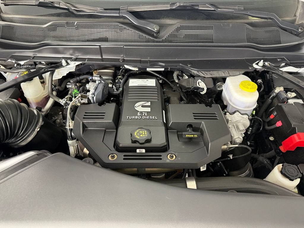 Used 2024 RAM 2500 Laramie w/ Night Edition AWD/4WD image 29