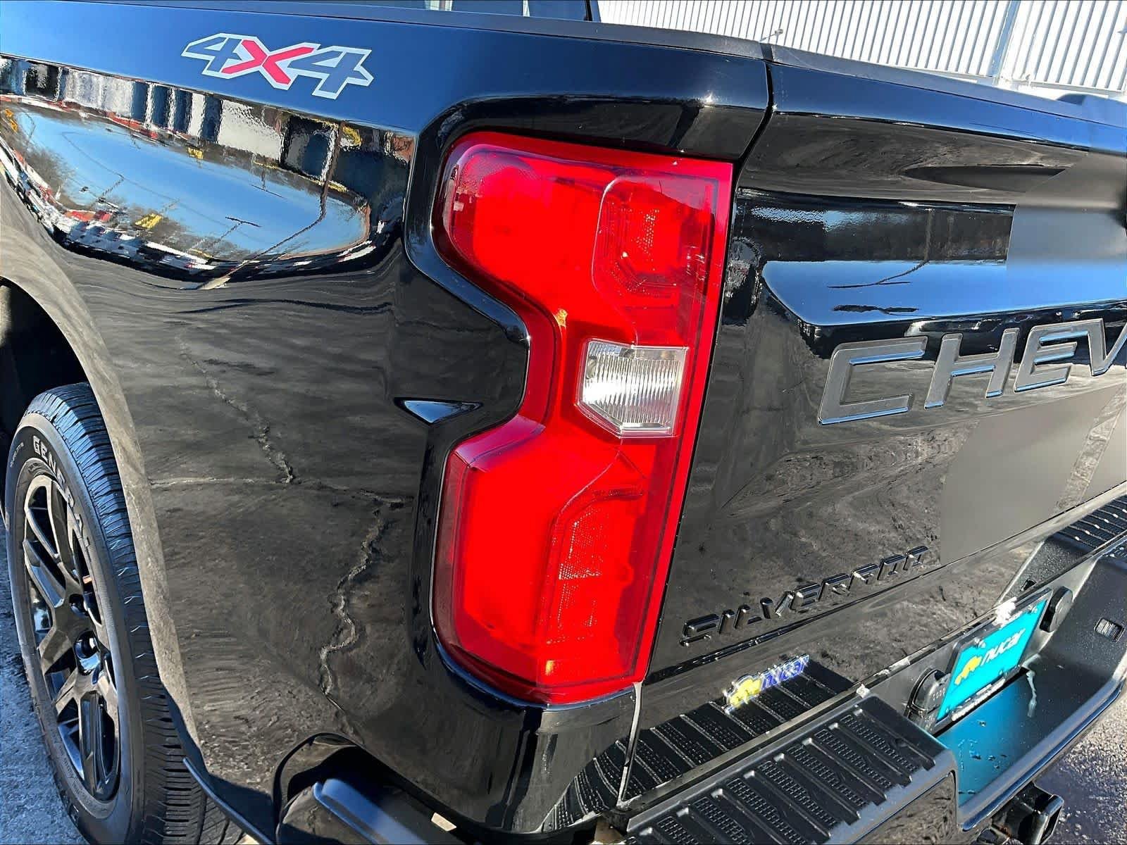 Used 2023 Chevrolet Silverado 1500 RST w/ Rally Edition AWD/4WD image 35