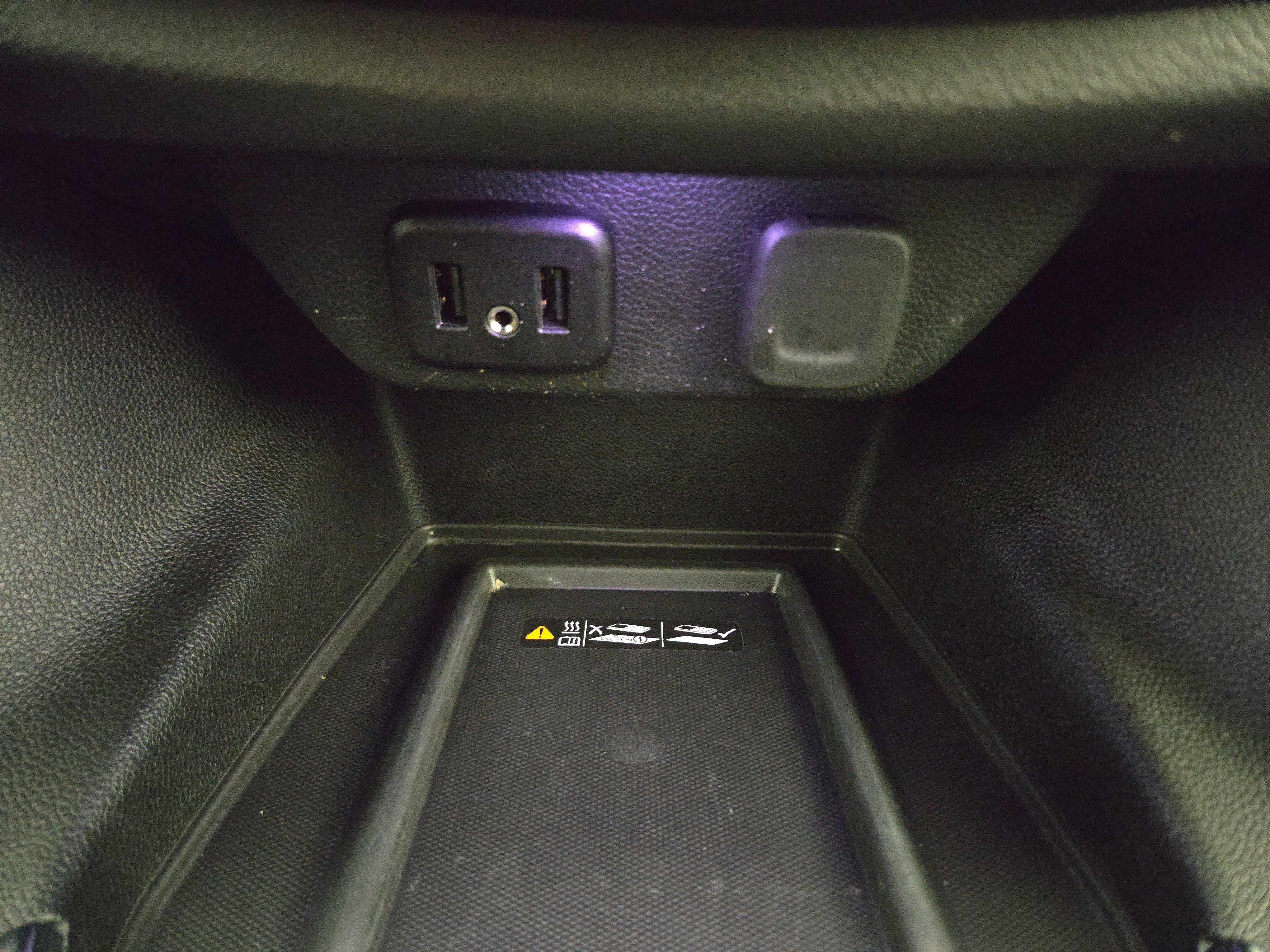 Certified 2023 Chevrolet Traverse LT w/ Rear Camera Mirror Package image 28