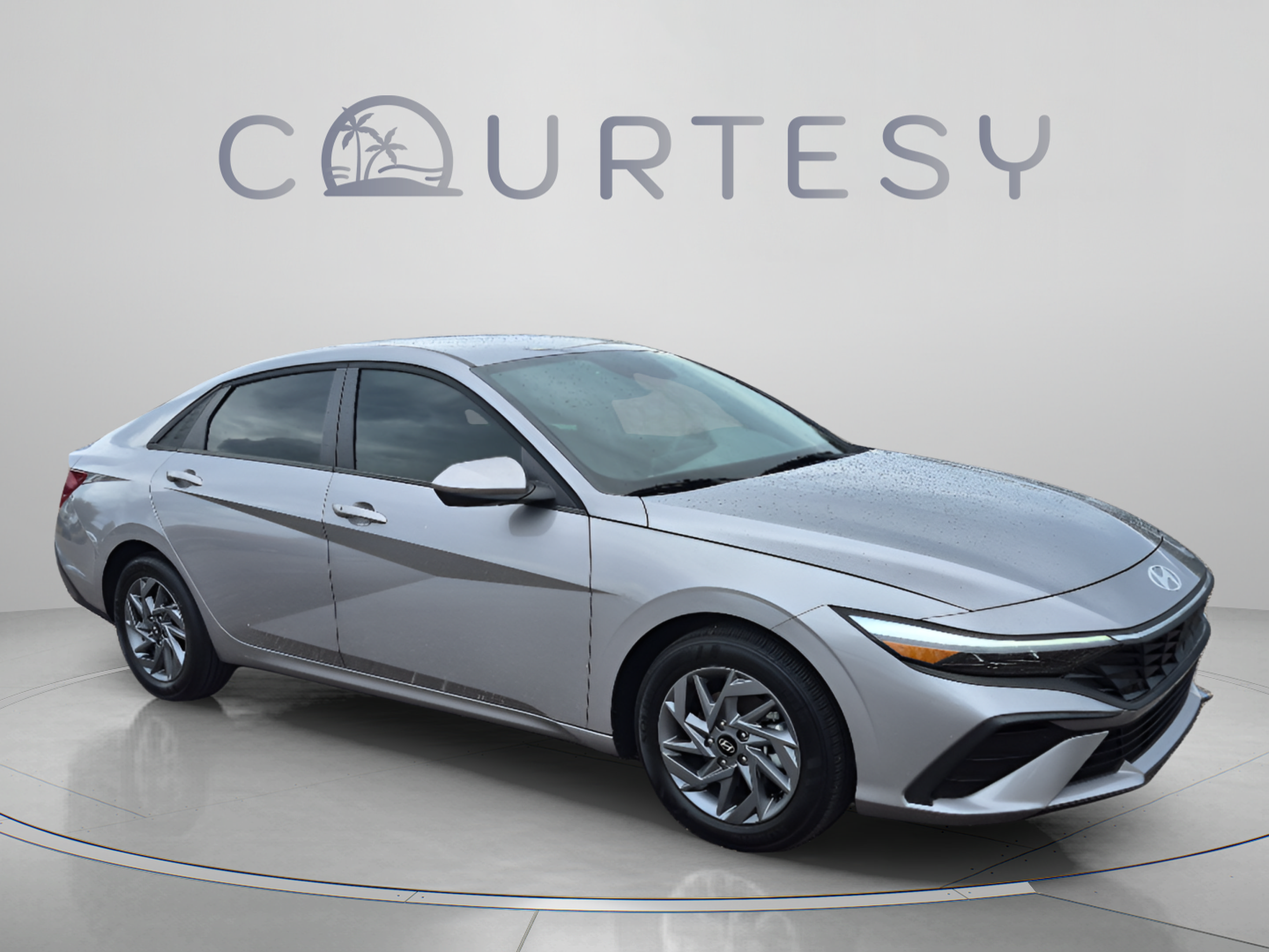 Certified 2025 Hyundai Elantra Hybrid w/ Cargo Package FWD image 7