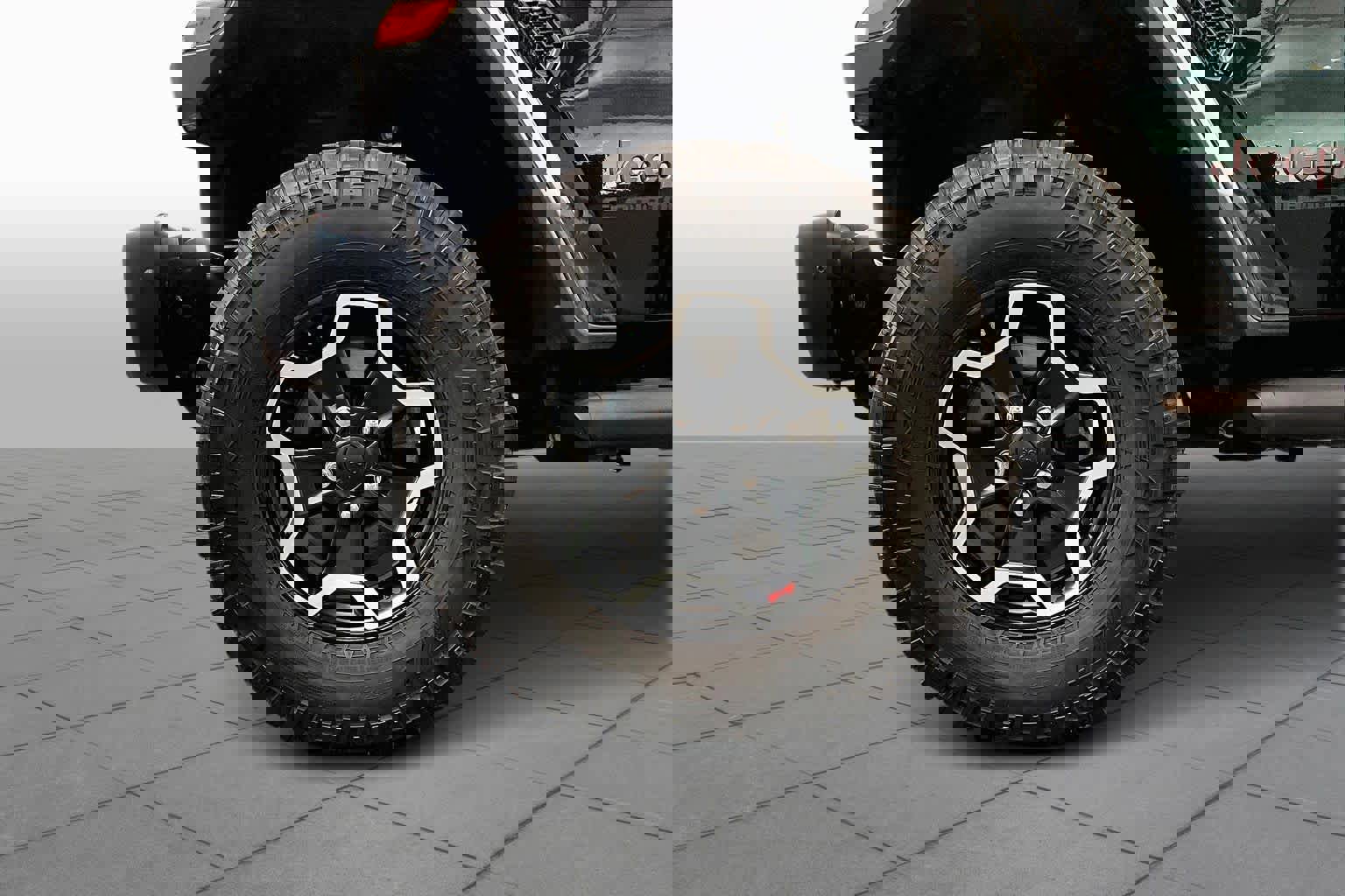 Used 2020 Jeep Gladiator Rubicon image 11