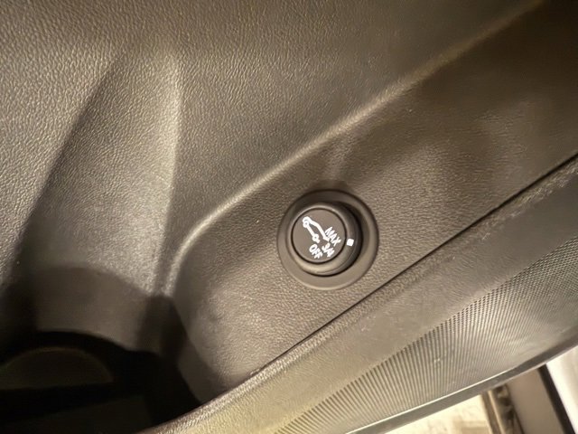 Used 2024 Chevrolet Equinox LT w/ LPO, Floor Liner Package image 9