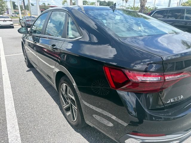 Certified 2024 Volkswagen Jetta SEL FWD image 12