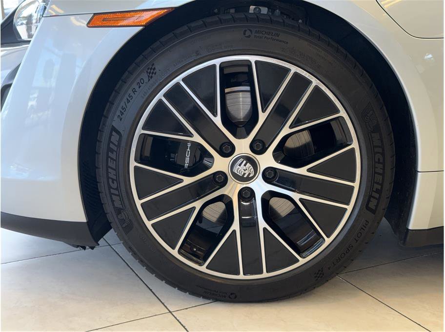 Used 2023 Porsche Taycan 4S w/ Premium Package AWD/4WD image 10