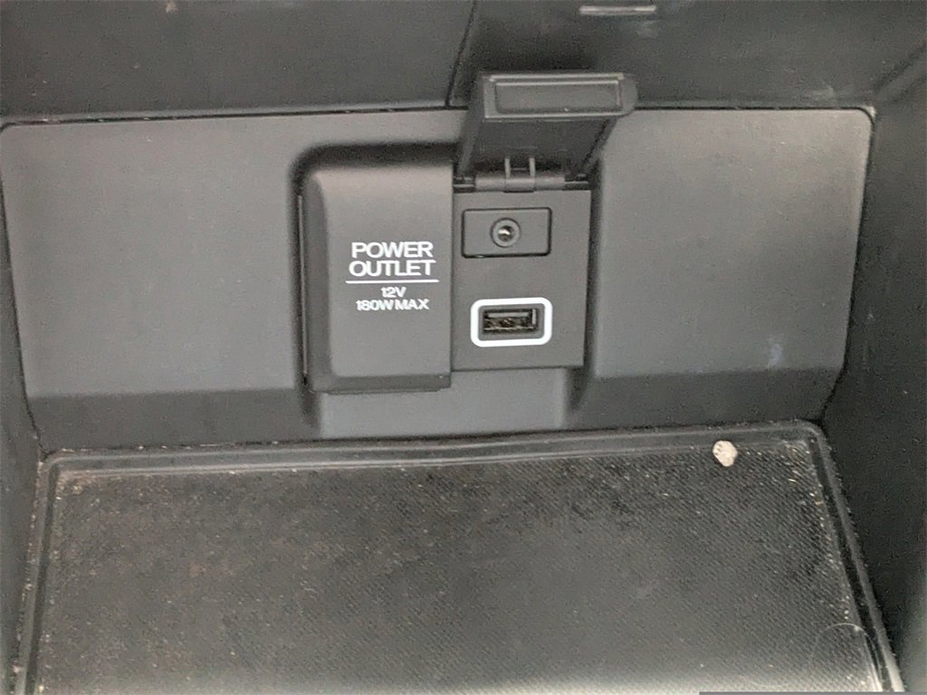 Used 2022 Honda Pilot Sport image 30