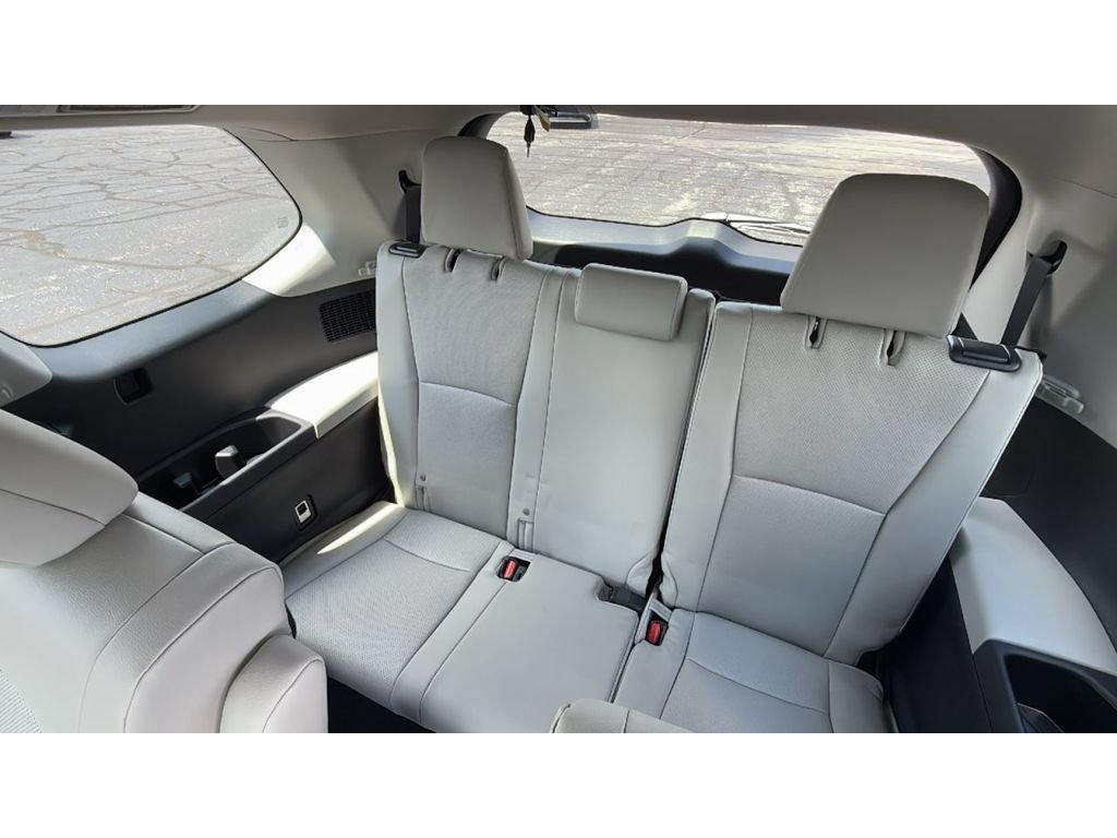 New 2026 Toyota Grand Highlander AWD image 39