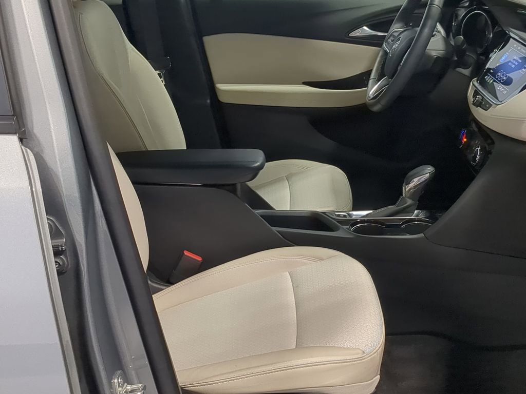 Used 2023 Buick Encore GX Preferred w/ Cold Weather Comfort Package image 21