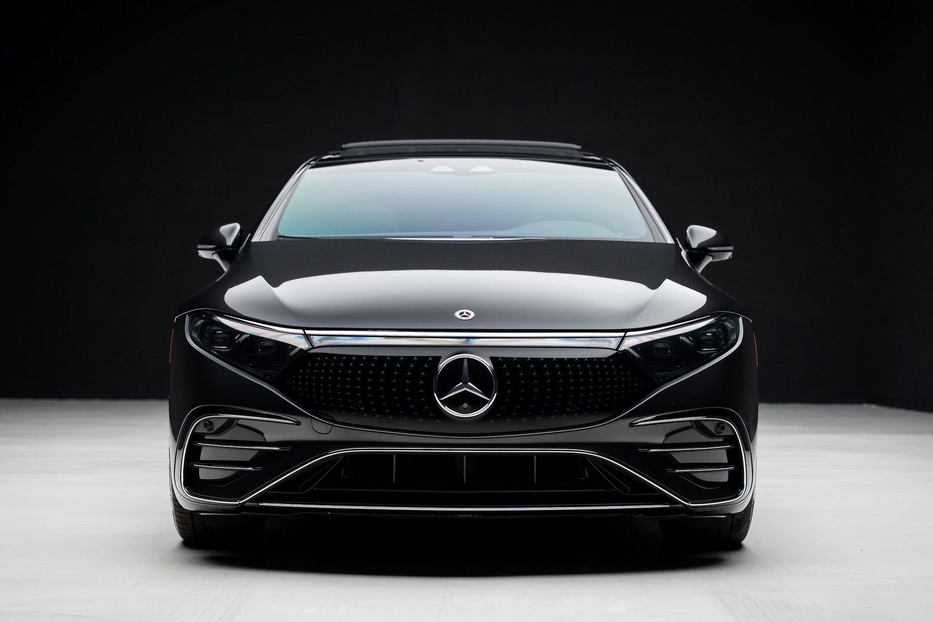 Used 2023 Mercedes-Benz EQS 580 4MATIC Sedan image 7